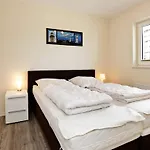6 Person In Appartement Großenbrode