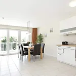 Apartment 6 Person In