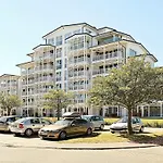 Apartment 6 Person In