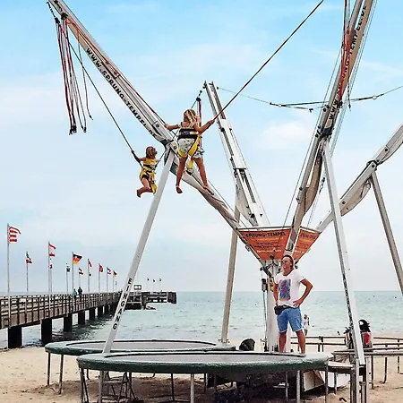 6 Person In Апартаменты