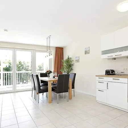 Two-bedroom In 6