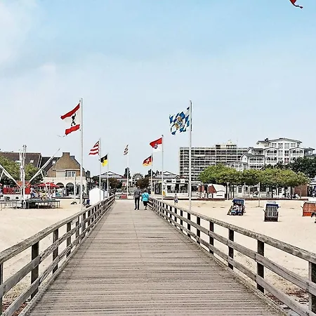 6 Person In * Гросенброде