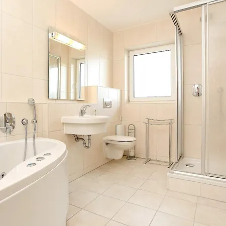 Apartment 6 Person In Großenbrode